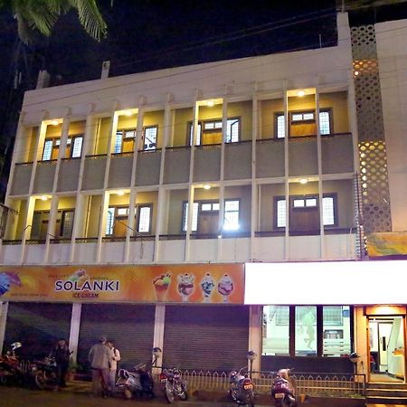 Solanki Guest House كولهابور المظهر الخارجي الصورة
