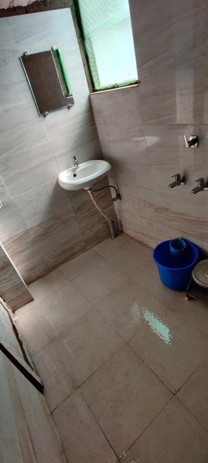 Solanki Guest House كولهابور المظهر الخارجي الصورة