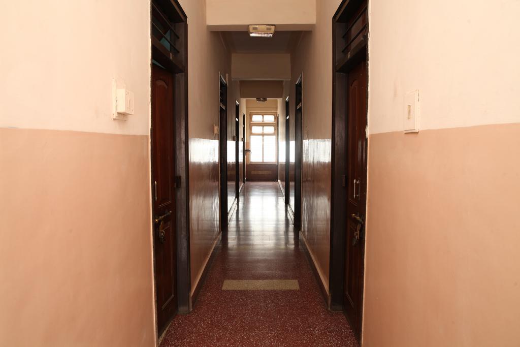 Solanki Guest House كولهابور المظهر الخارجي الصورة